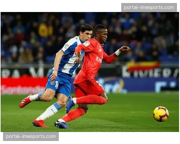 从免费电视到流媒体：回顾西甲在西班牙本土转播格局的十年变迁